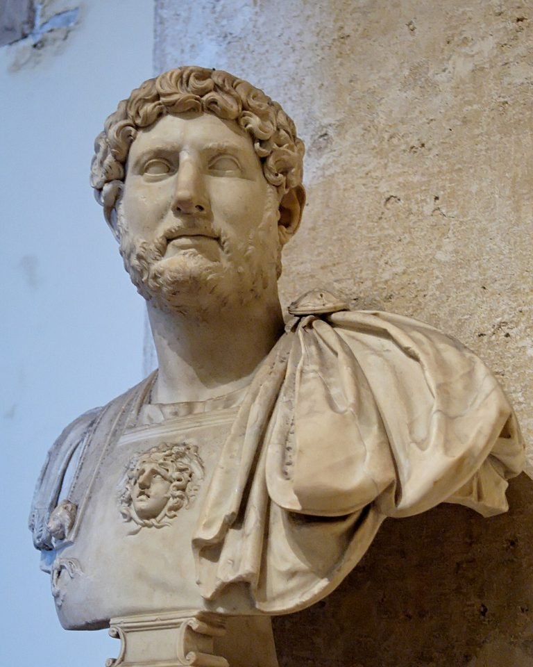 Adriano: el emperador que eligió el muro en lugar de la conquista