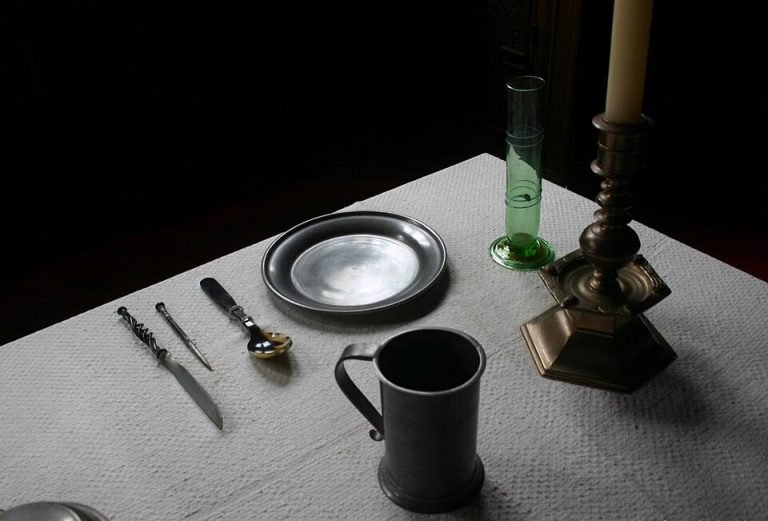 Cuando el tenedor era cosa del diablo: la historia de un cubierto maldito