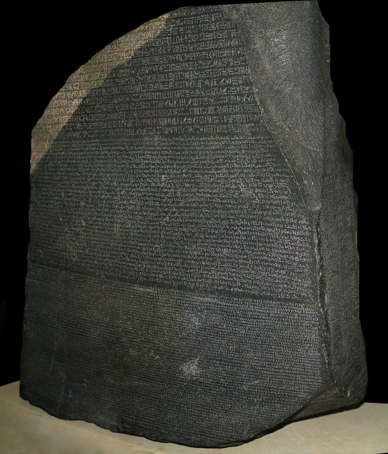 El enigma de los jeroglíficos: cómo se perdió y se recuperó la voz del antiguo Egipto