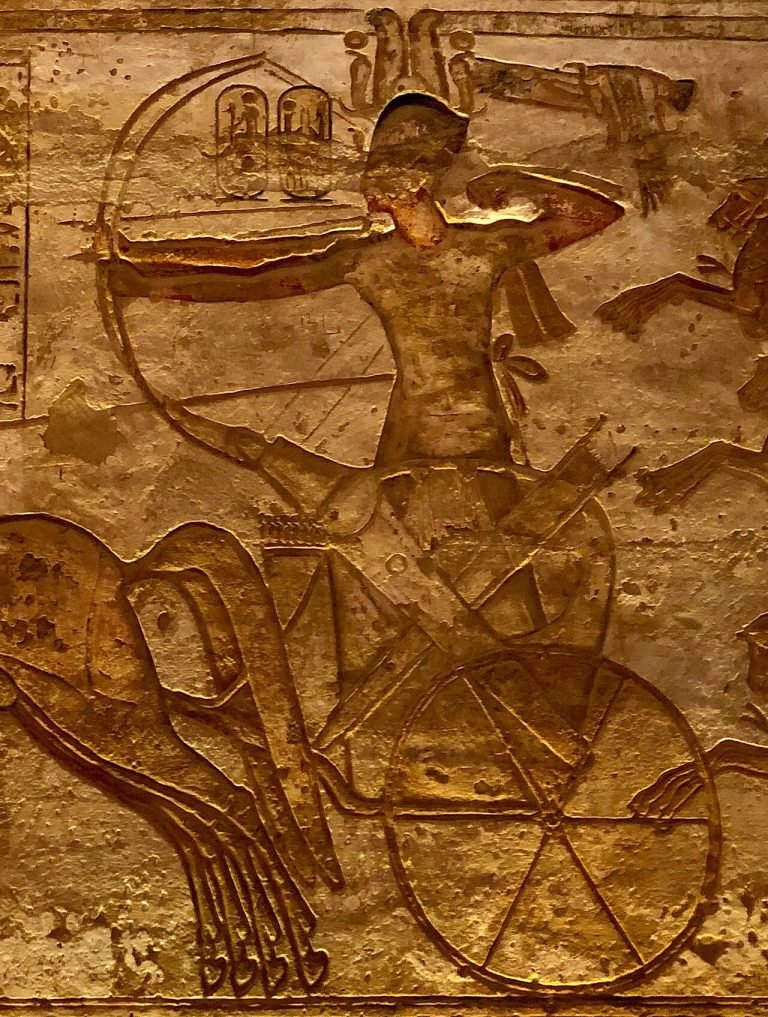 Ramsés II: el faraón que reinó 66 años y acabó convertido en dios