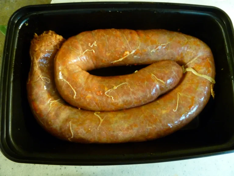Origen del chorizo: el color rojo se lo debe a América, no a España